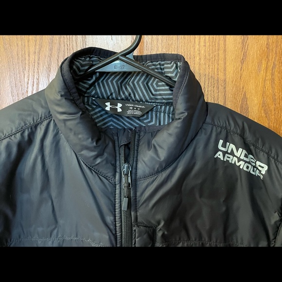 Under Armor Puffer - Men’s M/Women’s L - EUC - Picture 2 of 4